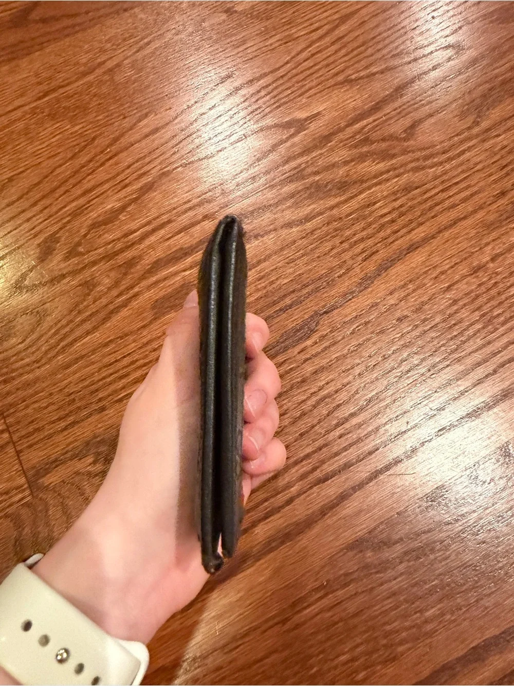 Gucci Black Leather Wallet with Green and Red Web Stripe